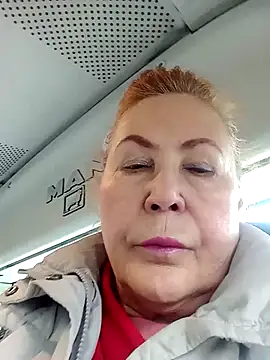 Hottie-Mom online show from 14, 11, 2025