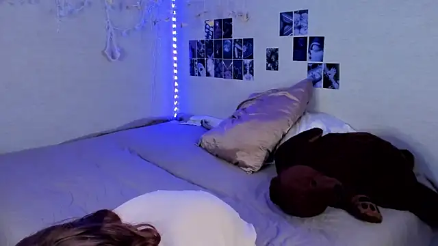 Snapshot of YunaPeace chatting on 14, 3, 2025 YunaPeace online show from 14, 3, 2025