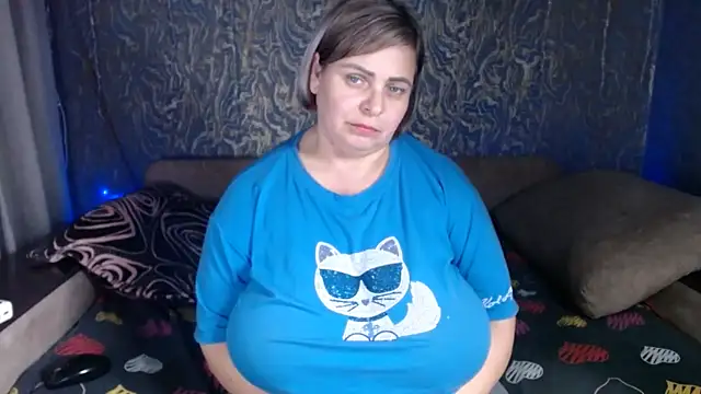 EvaCristal online show from 1, 12, 2025