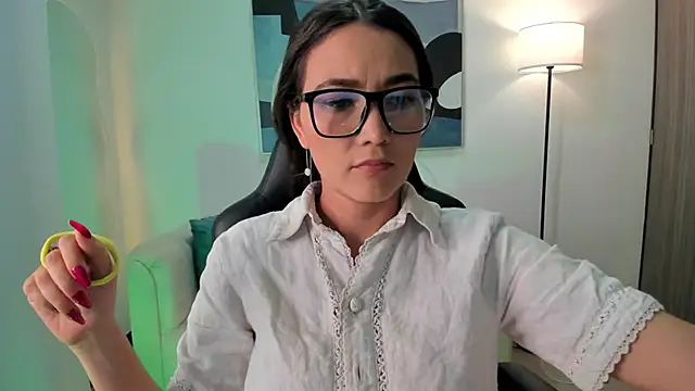 SaraParker  online show from 2, 6, 2026