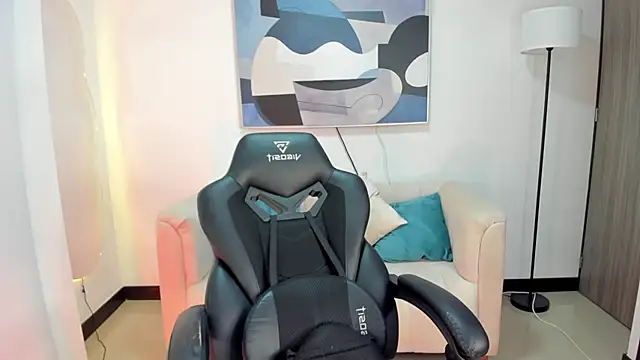 SaraParker  online show from 12, 11, 2025