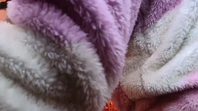 Snapshot of boy_n_girl chatting on 12, 9, 2025 boy n girl online show from 12, 9, 2025