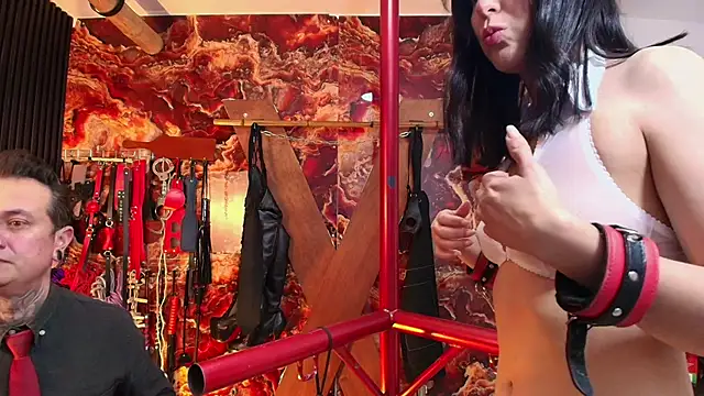 Snapshot of boy_n_girl chatting on 29, 10, 2025 boy n girl online show from 29, 10, 2025