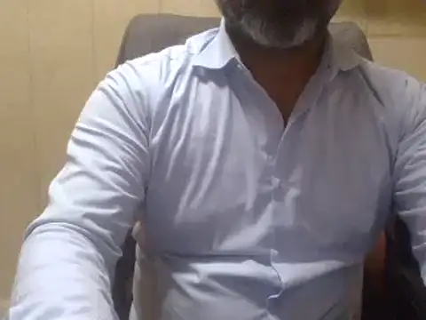 hairymaster95 online show from 27, 2, 2025