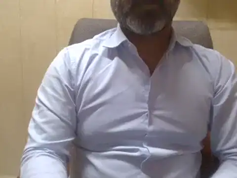 hairymaster95 online show from 24, 2, 2025