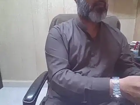 hairymaster95 online show from 25, 11, 2025