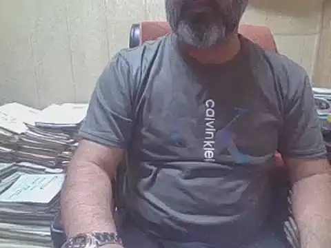 hairymaster95 online show from 9, 11, 2025