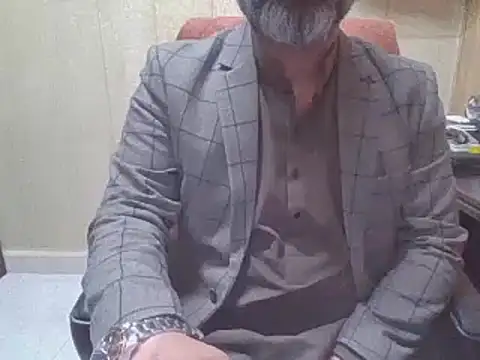 hairymaster95 online show from 1, 12, 2025