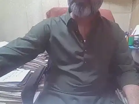 hairymaster95 online show from 7, 11, 2025