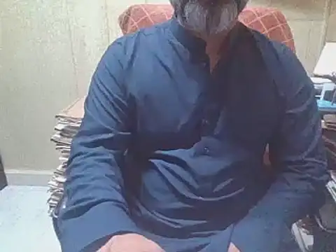 hairymaster95 online show from 6, 10, 2025