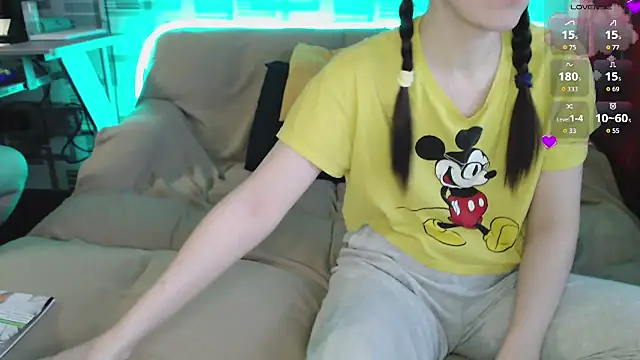 CamBugsBunny online show from 28, 2, 2026