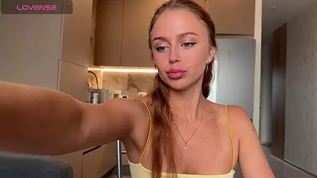 Megan Nilson online show from 4, 7, 2026