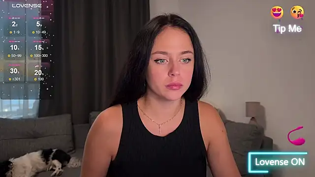 Megan Nilson online show from 15, 11, 2025