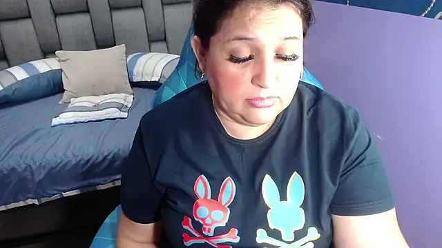 Kerly Doll online show from 11, 11, 2025