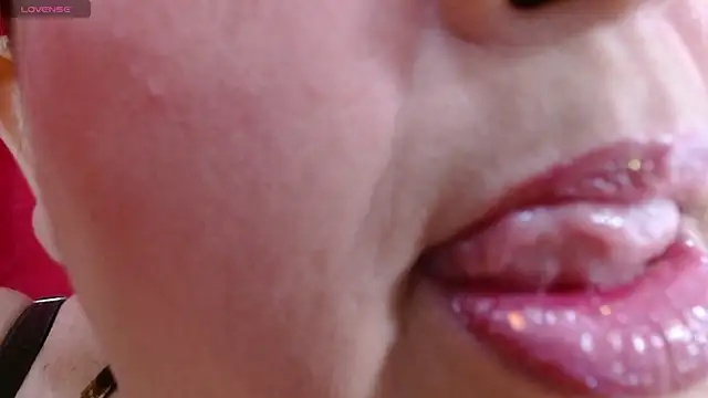 Kerly Doll online show from 17, 5, 2026
