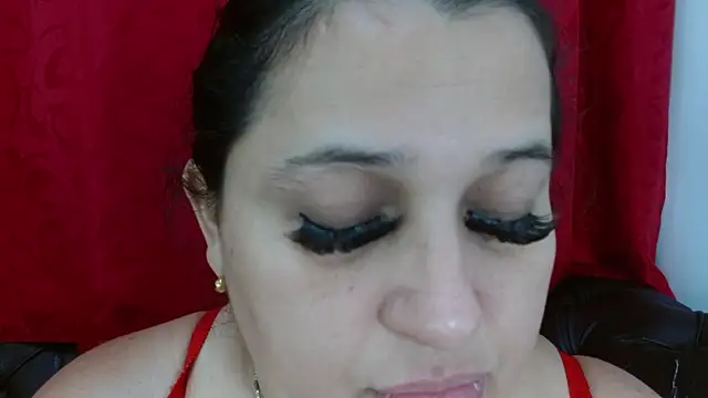 Kerly Doll online show from 16, 12, 2025