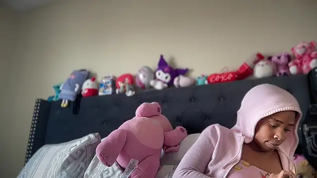 Cum2Charm online show from 10, 2, 2026