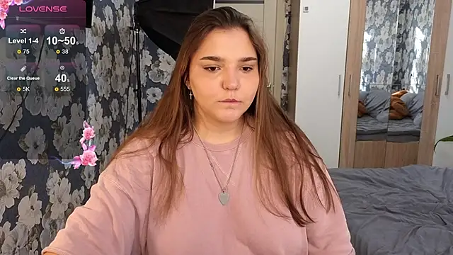  momiji  online show from 4, 2, 2026