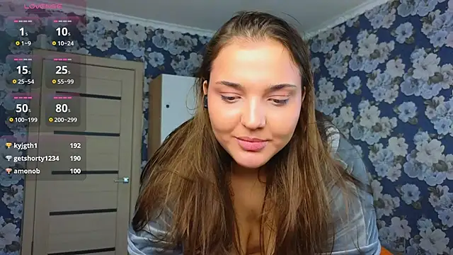  momiji  online show from 14, 12, 2024