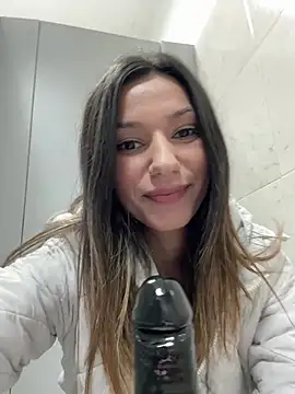  MiaQueen  online show from 13, 3, 2025