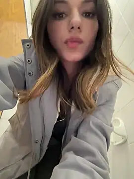  MiaQueen  online show from 19, 2, 2025