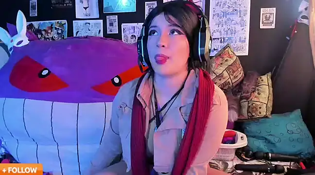 Emilythemachine online show from 6, 3, 2025