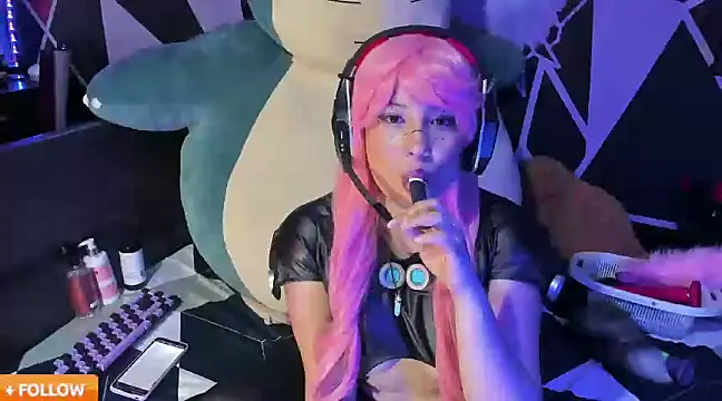 Emilythemachine online show from 27, 2, 2025