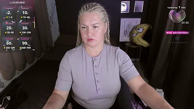 YolandaKiss online show from 14, 9, 2025