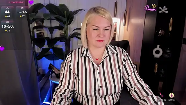 YolandaKiss online show from 13, 5, 2026
