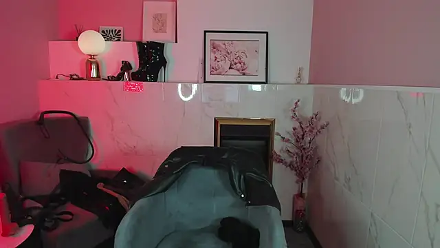 KylieMellow online show from 21, 9, 2025