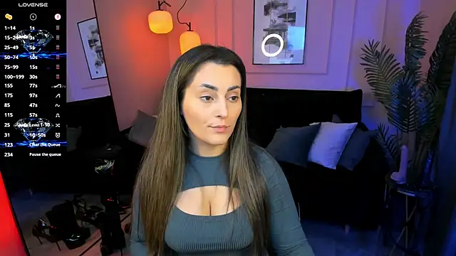 Snapshot of KylieMellow chatting on 6, 7, 2026 KylieMellow online show from 6, 7, 2026
