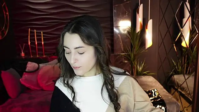 KylieMellow online show from 27, 9, 2025