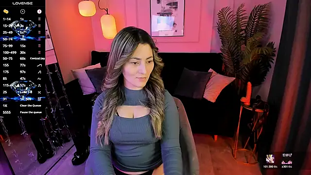 KylieMellow online show from 13, 4, 2026