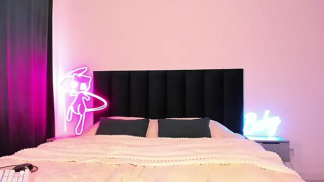 wow lovie online show from 9, 3, 2025