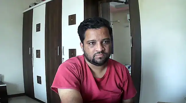 Snapshot of dhruv_love chatting on 2, 12, 2024 dhruv love online show from 2, 12, 2024