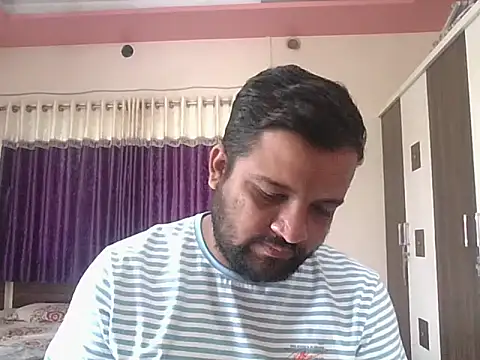 Snapshot of dhruv_love chatting on 17, 11, 2025 dhruv love online show from 17, 11, 2025