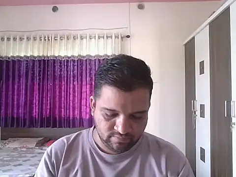 Snapshot of dhruv_love chatting on 24, 10, 2025 dhruv love online show from 24, 10, 2025