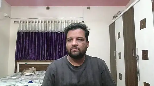 Snapshot of dhruv_love chatting on 6, 2, 2025 dhruv love online show from 6, 2, 2025