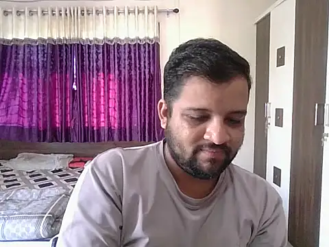 Snapshot of dhruv_love chatting on 10, 11, 2025 dhruv love online show from 10, 11, 2025