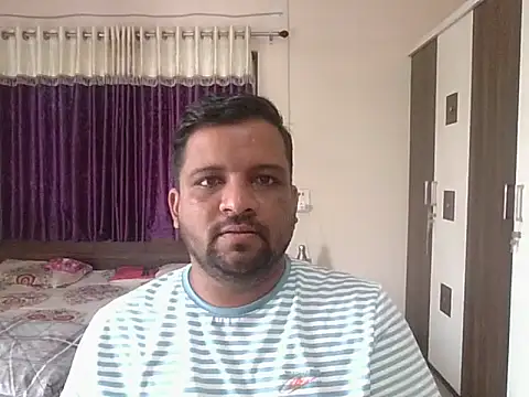 Snapshot of dhruv_love chatting on 26, 11, 2025 dhruv love online show from 26, 11, 2025