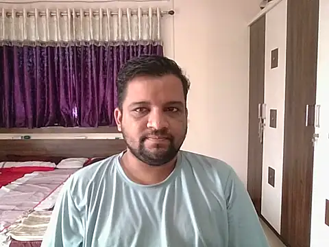 Snapshot of dhruv_love chatting on 17, 9, 2025 dhruv love online show from 17, 9, 2025