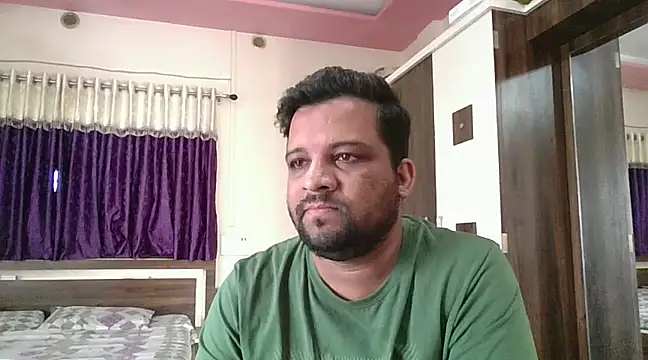 Snapshot of dhruv_love chatting on 7, 2, 2025 dhruv love online show from 7, 2, 2025