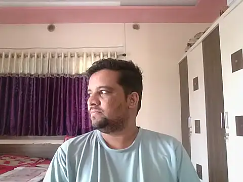 Snapshot of dhruv_love chatting on 9, 9, 2025 dhruv love online show from 9, 9, 2025