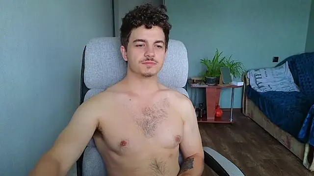 Snapshot of Remy_Miles chatting on 19, 10, 2025 Remy Miles online show from 19, 10, 2025