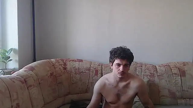 Snapshot of Remy_Miles chatting on 25, 2, 2025 Remy Miles online show from 25, 2, 2025