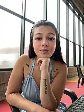 Alyshanon18 online show from 9, 3, 2026