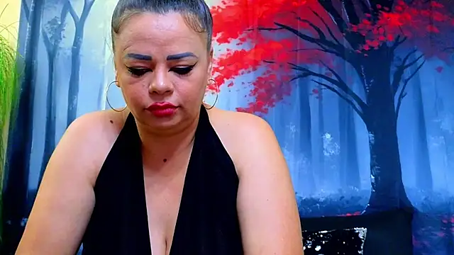 ElizabethEven online show from 15, 10, 2025