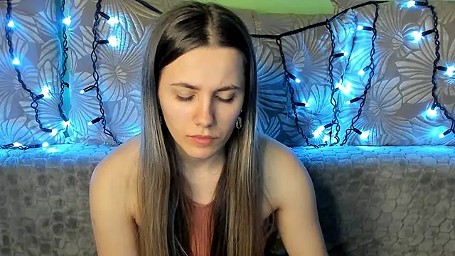 MaggieCake online show from 13, 2, 2025