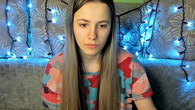 MaggieCake online show from 19, 2, 2025