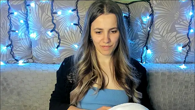 MaggieCake online show from 28, 4, 2026